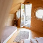 Apartment Aurora *